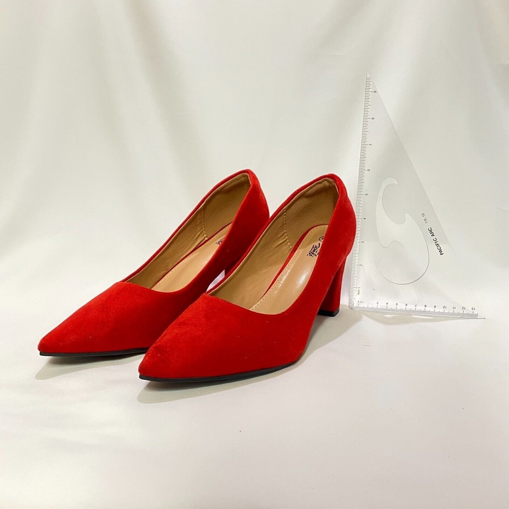 Sued-Style US women's size 11 Block Heel Pump